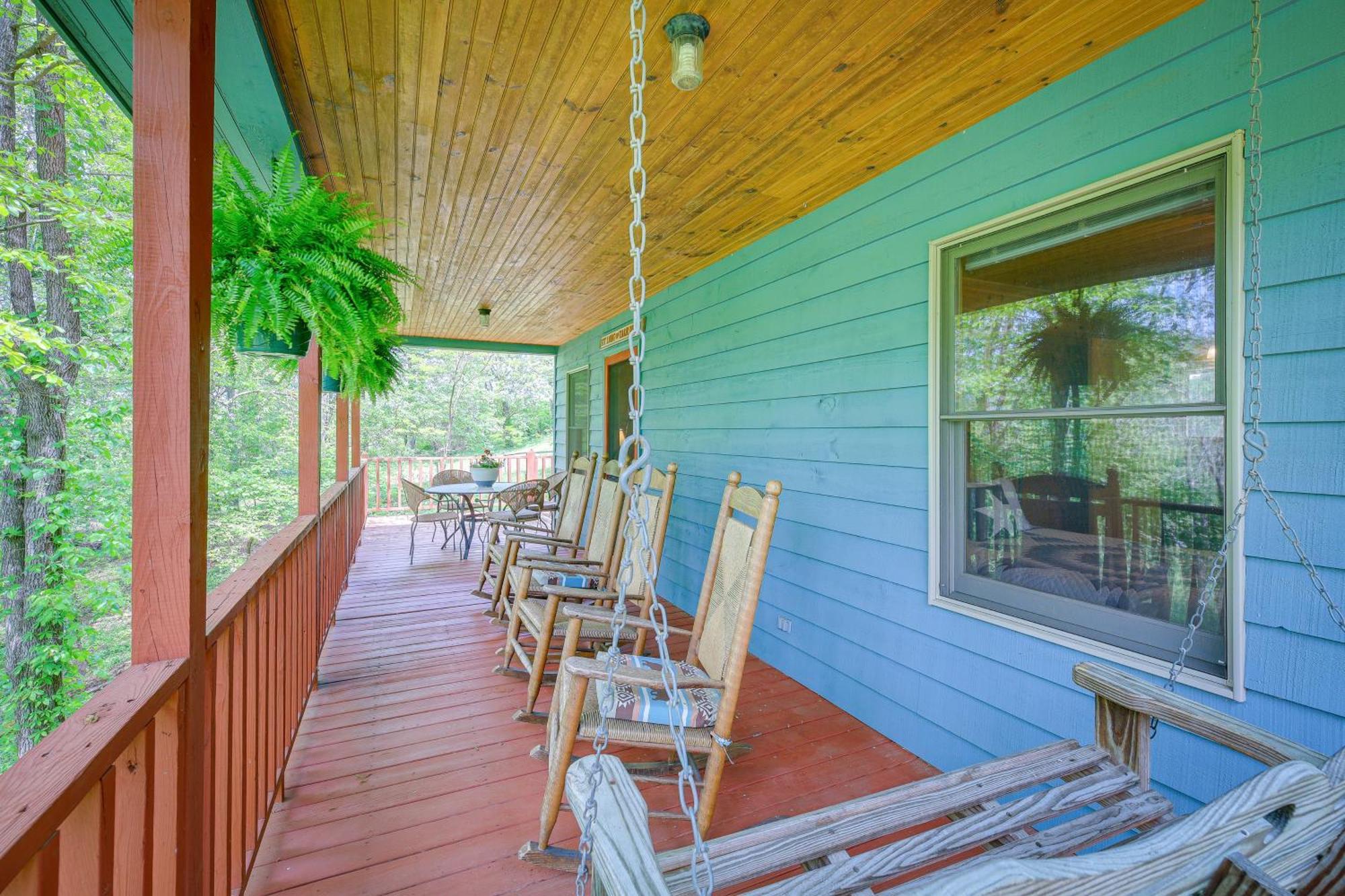 Quaint Blue Ridge Cabin Rental With On-Site Stream! Sparta Bagian luar foto